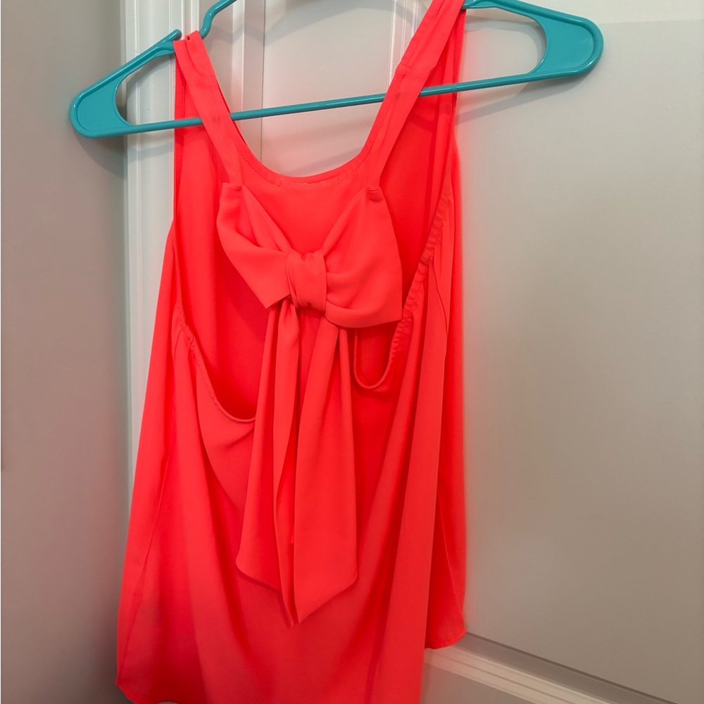Gianni Bini Vibrant Pink Sleeveless Top with Bow